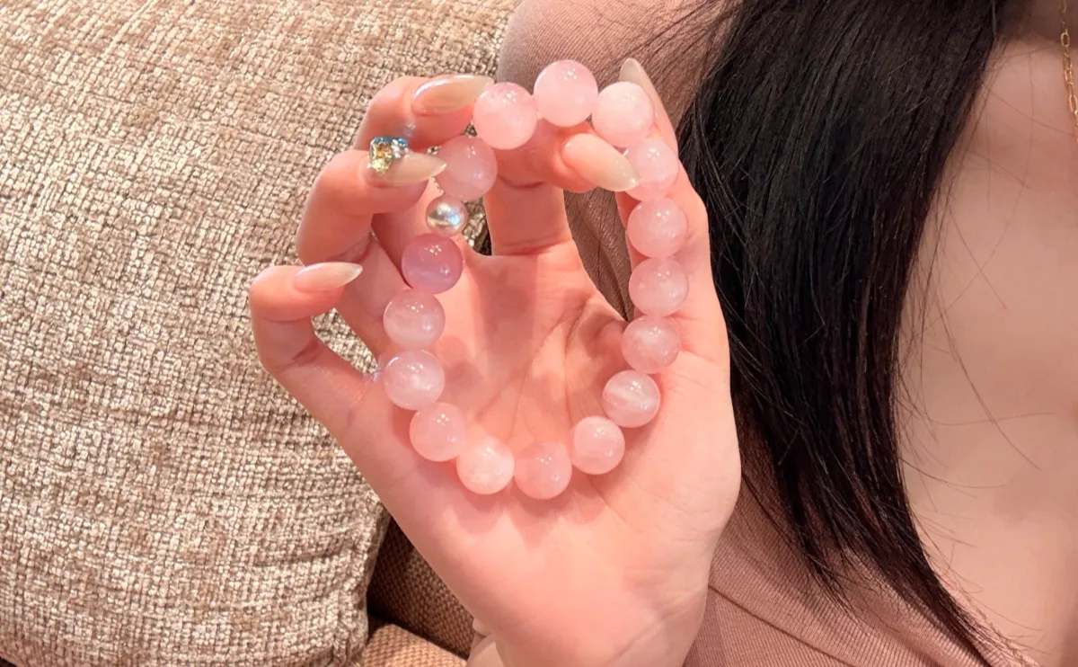 Pink Crystal Bracelets: 5 Metaphysical & Healing Benefits 1